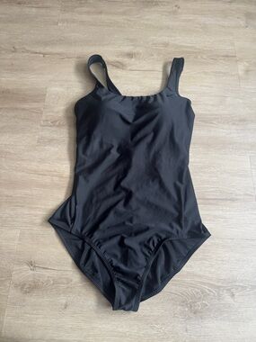 Nike Black Racerback One Piece Swimsuit Women's SZ L